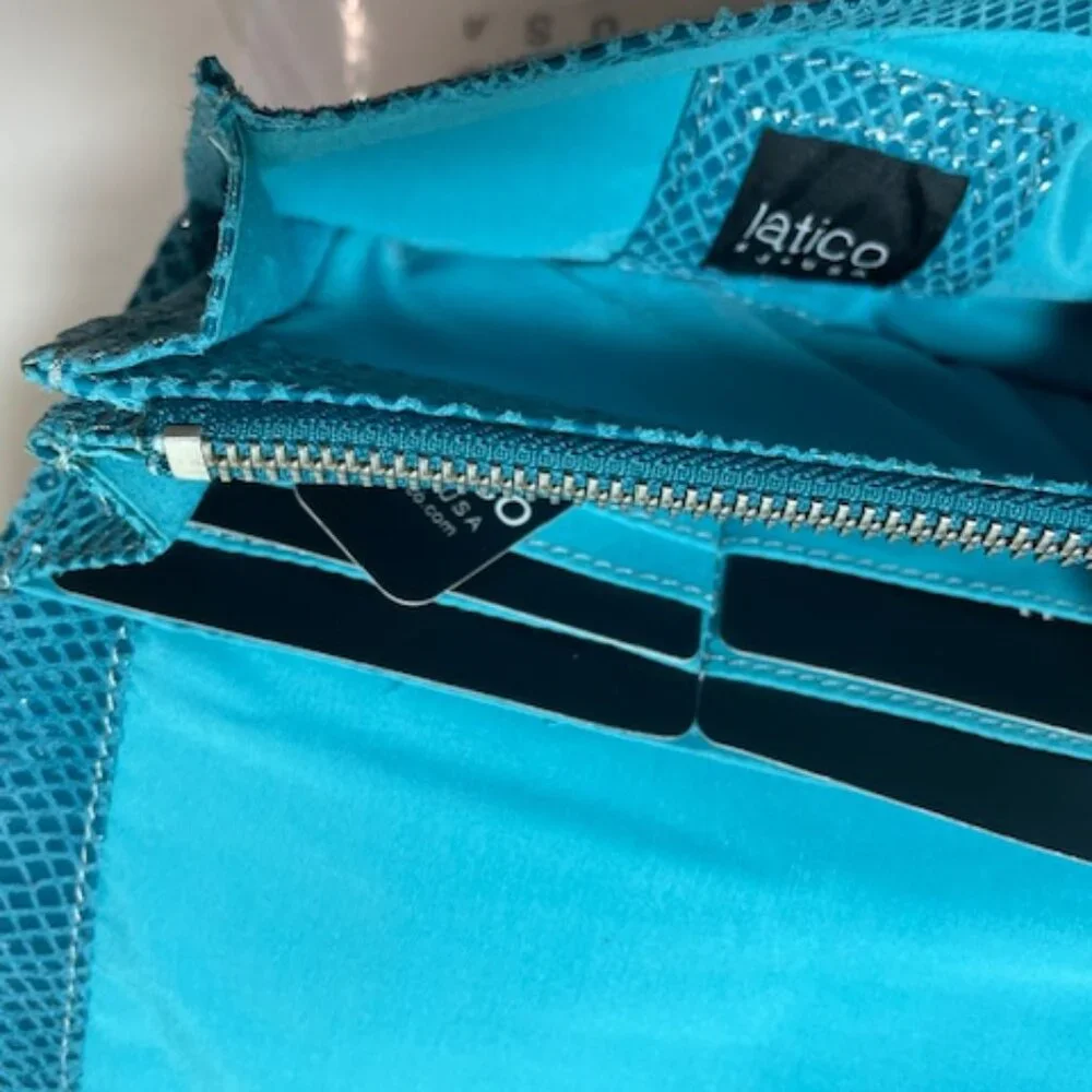 Latico Leather Gio Wallet Turquoise Brand NEW - Picture 4 of 5